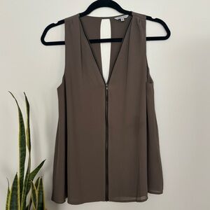 NWOT Naked Zebra Sleeveless Blouse